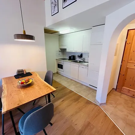 Sonnige Bergwohnung - Ski, Wandern, Pur - Davos Apartment
